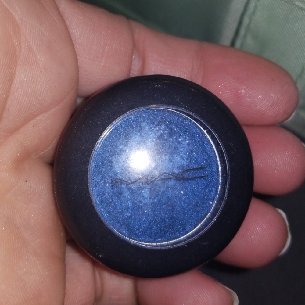 Mac blue flame eyeshadow